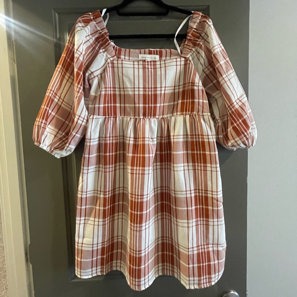 Plaid orange dress!